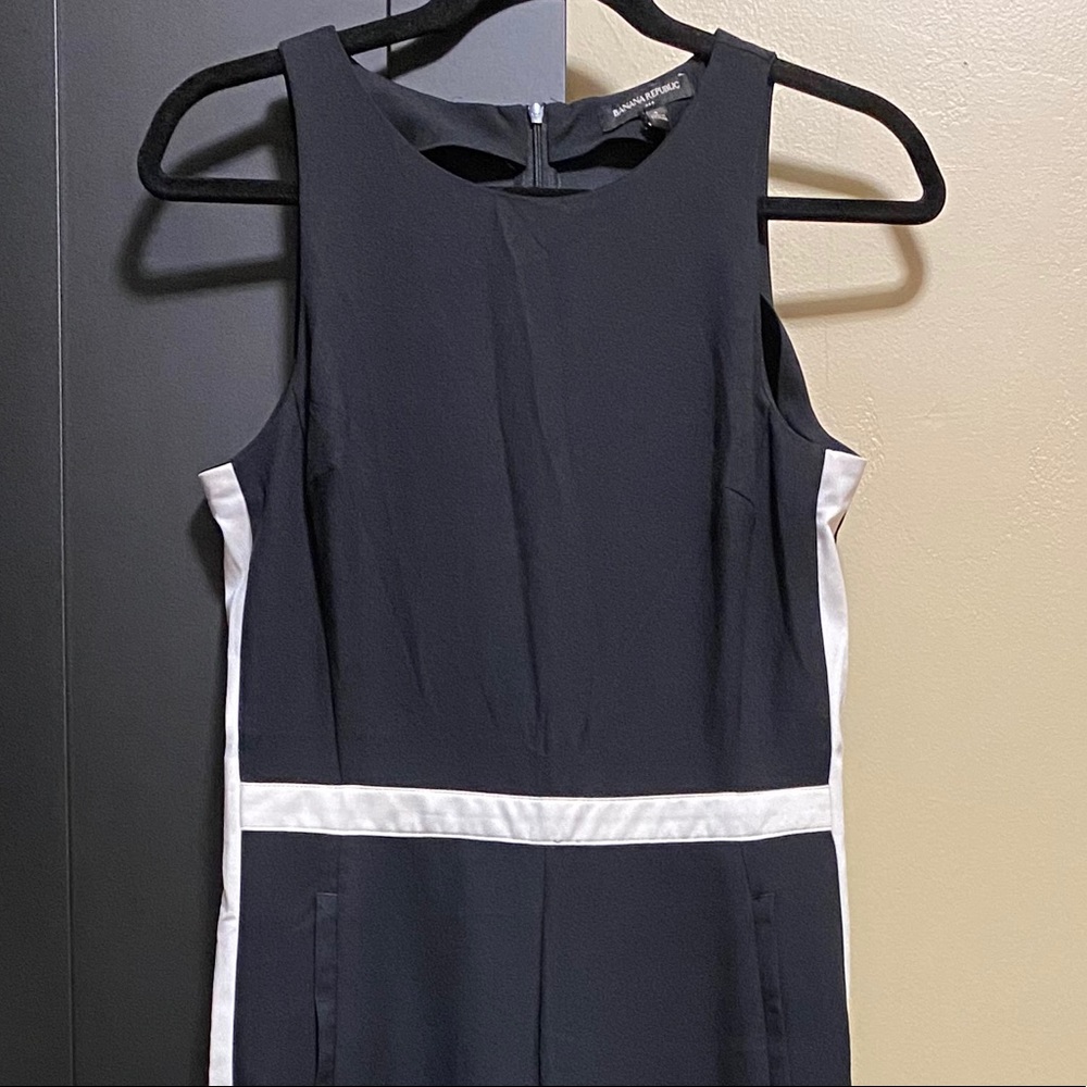 Banana Republic sleeveless romper / jumpsuit